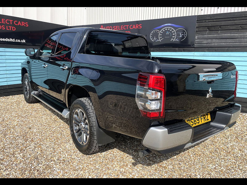 Mitsubishi L200 2.2 DI-D DC Barbarian D150 Pickup Double Cab 4dr Diesel Auto 4WD Euro 6 (s/s) (150 ps) 4dr Automatic 2026