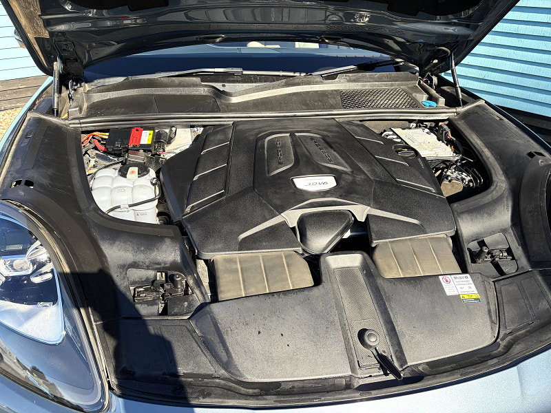 Porsche Cayenne 3.0T V6 SUV 5dr Petrol TiptronicS 4WD Euro 6 (s/s) (340 ps) 5dr Automatic 2026
