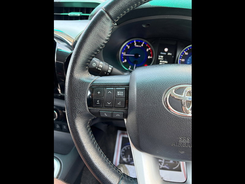 Toyota Hilux 2.4 D-4D Invincible Pickup Double Cab 4dr Diesel Manual 4WD Euro 6 (s/s) (TSS) (150 ps) 4dr Manual 2026