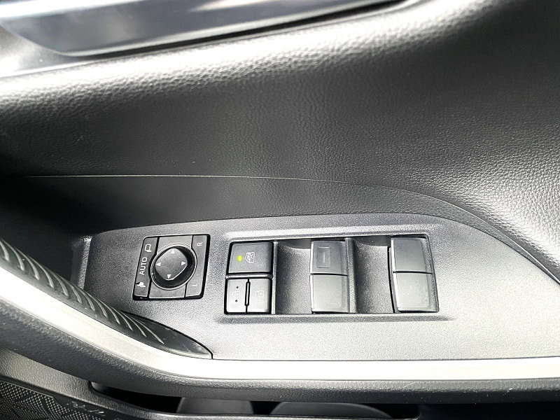 Toyota RAV4 2.5 VVT-h Dynamic SUV 5dr Petrol Hybrid CVT 4WD Euro 6 (s/s) (222 ps) 5dr Automatic 2026