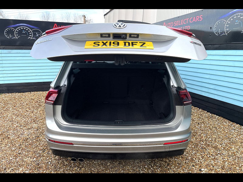 Volkswagen Tiguan 2.0 TSI R-Line Tech SUV 5dr Petrol DSG 4Motion Euro 6 (s/s) (190 ps) 5dr Automatic 2026
