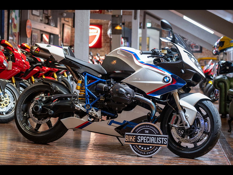 BMW Hp2 sport *Full Akrapovic Exhaust System - BST Carbon Wheels* 0dr Manual 2026