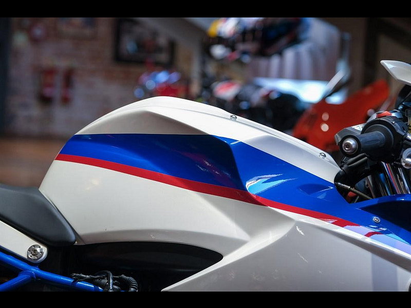 BMW Hp2 sport HP2 Sport Motorad Edition Only 399 Miles 0dr Manual 2026