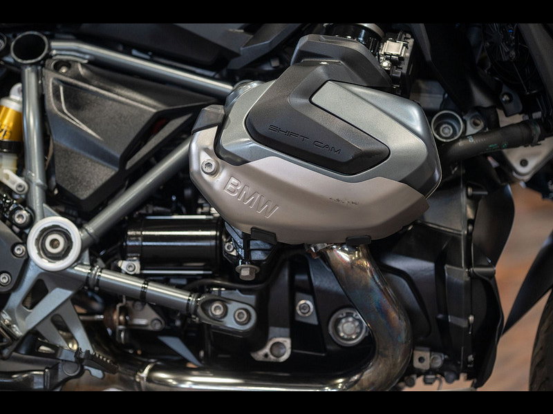 BMW R 1250 gs *Akrapovic - Comfort Seats* 0dr Manual 2026