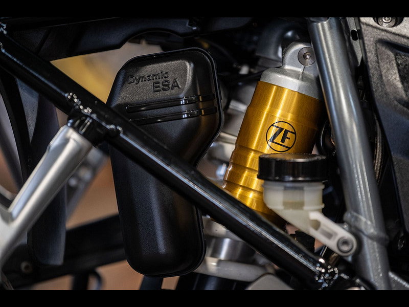 BMW R 1250 gs *Akrapovic - Comfort Seats* 0dr Manual 2026