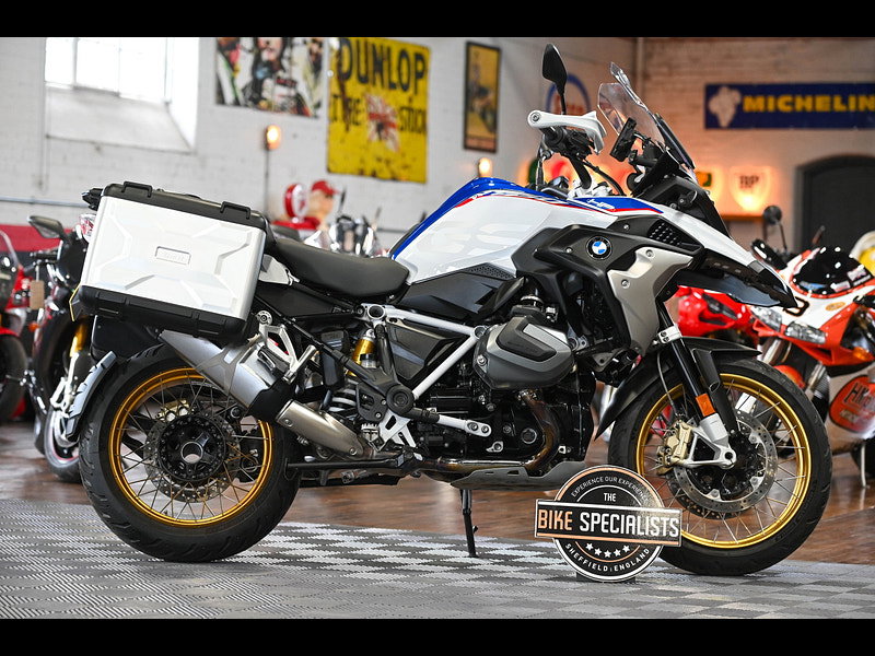 BMW R 1250 gs *Panniers - One Former Keeper* 0dr Manual 2026