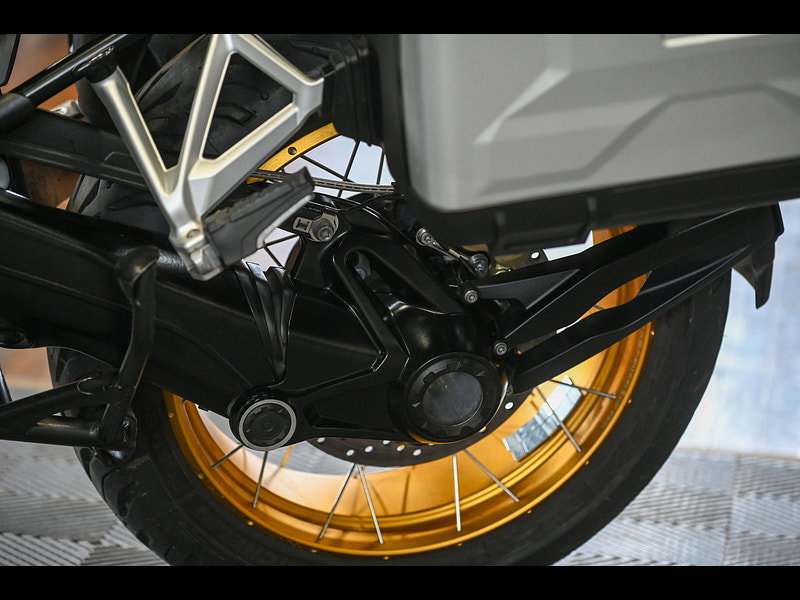 BMW R 1250 gs *Panniers - One Former Keeper* 0dr Manual 2026