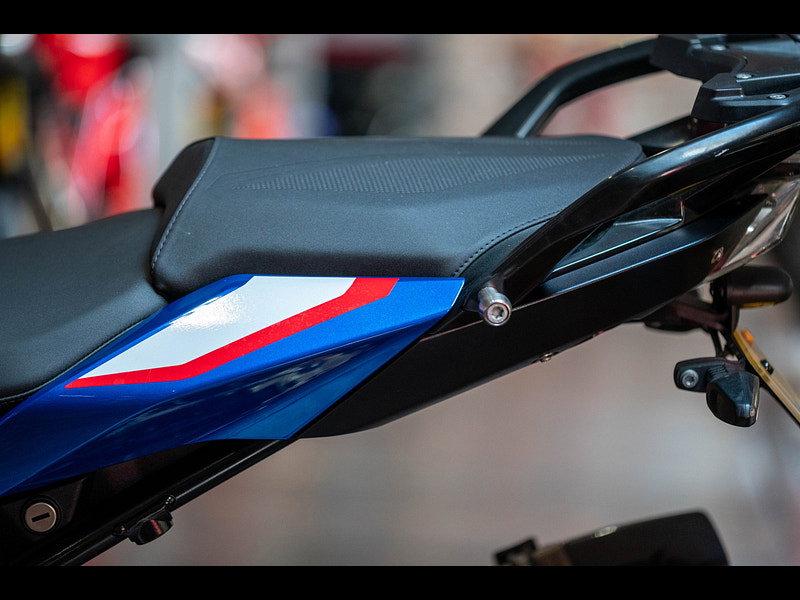 BMW R 1250 r *Akrapovic - Lovely Example* 0dr Manual 2026
