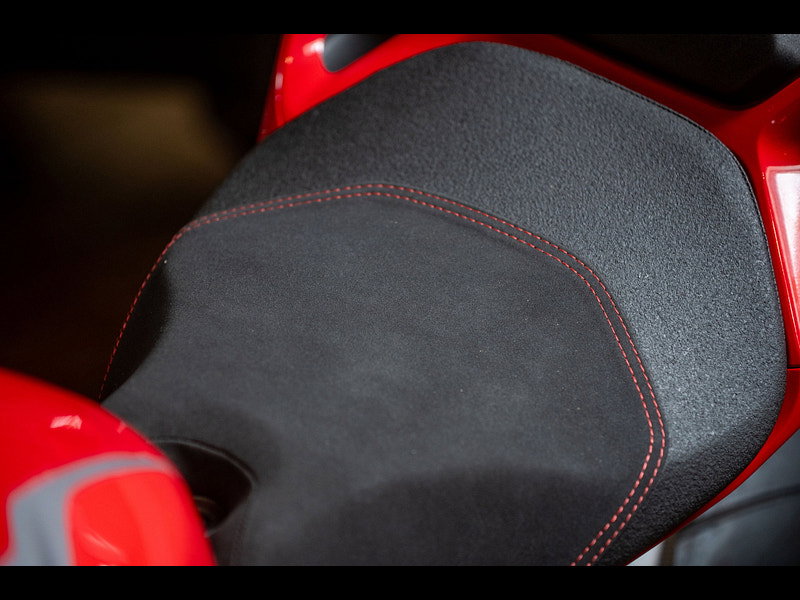 DUCATI 1199 Panigale *R Model - Termignoni Exhaust* 0dr Manual 2026