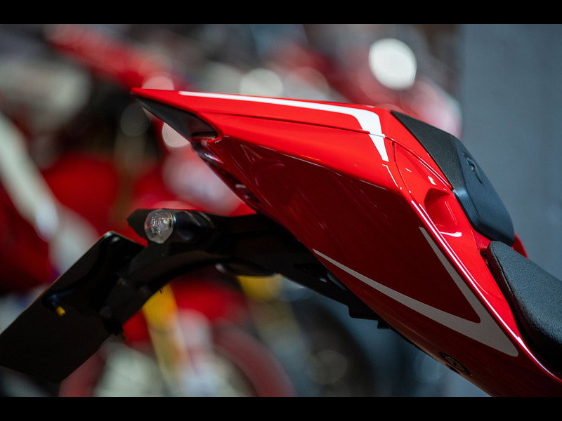 DUCATI 1199 Panigale *R Model - Termignoni Exhaust* 0dr Manual 2026