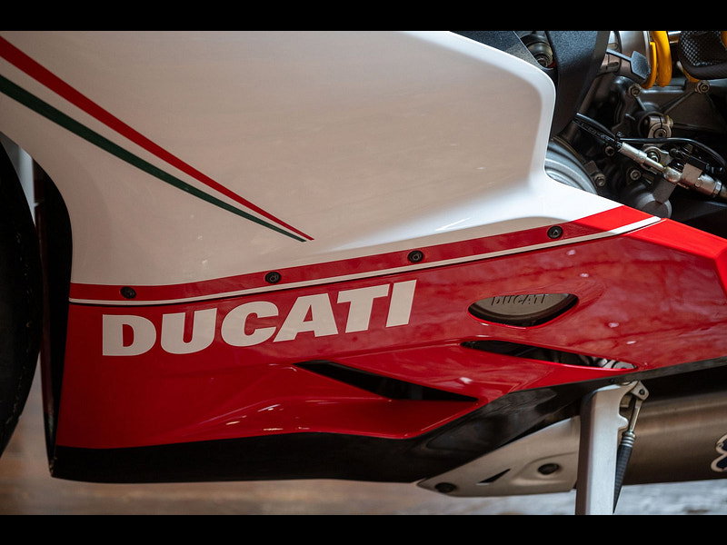 DUCATI 1199 Panigale *Tricolore - Low Mileage - 1 Former Keeper*  0dr Manual 2026