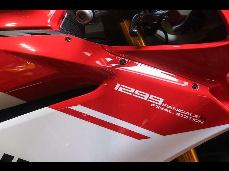 DUCATI 1299 Panigale *1299 R Final Edition No: #0829 Of 1299* 0dr Manual 2026