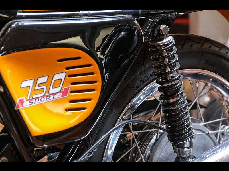 DUCATI 750 750 Sport Super Rare "Z-Stripe" 0dr Manual 2026