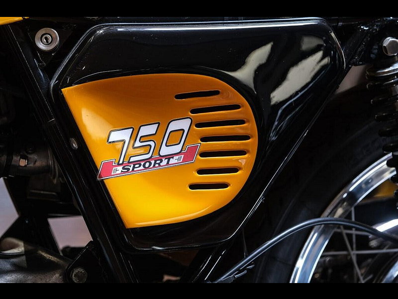 DUCATI 750 750 Sport Super Rare "Z-Stripe" 0dr Manual 2026