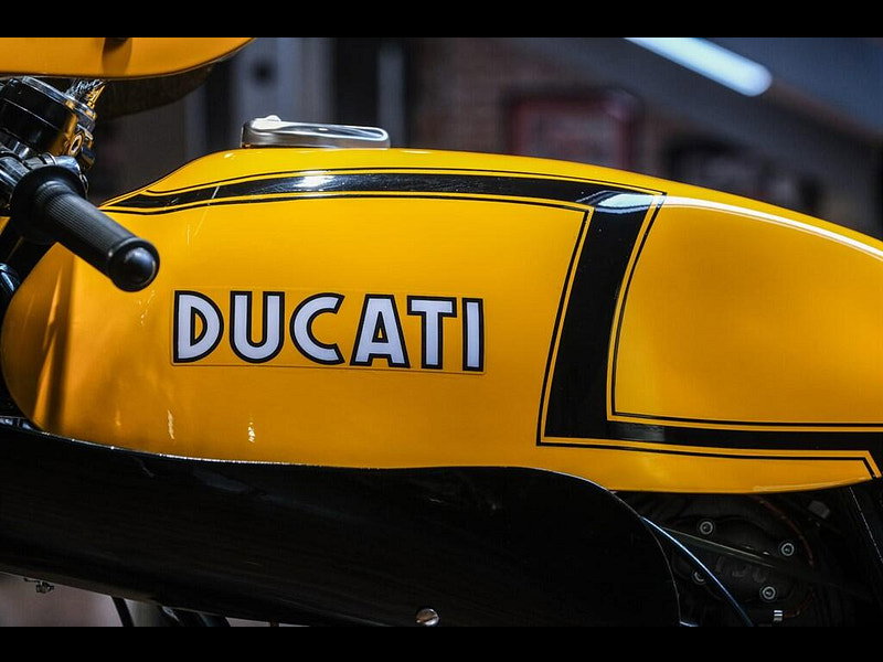 DUCATI 750 750 Sport Super Rare "Z-Stripe" 0dr Manual 2026