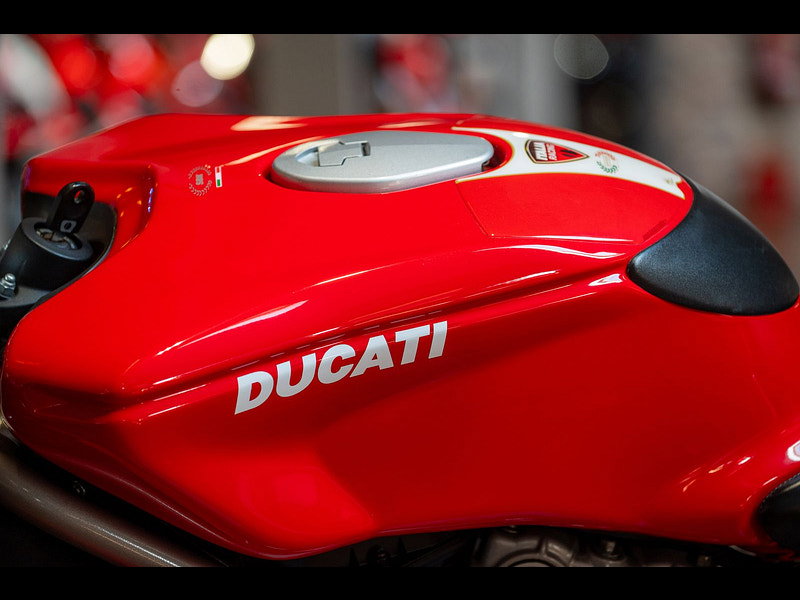 DUCATI 999 *999 Monoposto upgrade - Stunning Example*  0dr Manual 2026
