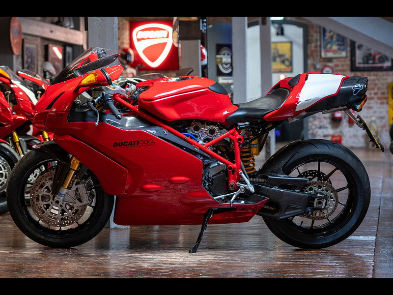 DUCATI 999 *R Model - Original Example* 0dr 2026