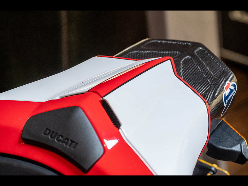 DUCATI 999 *R Model - Original Example* 0dr 2026
