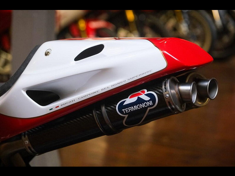 DUCATI 916 955 Racing Ex- Ian Simpson Race Bike 0dr Manual 2026