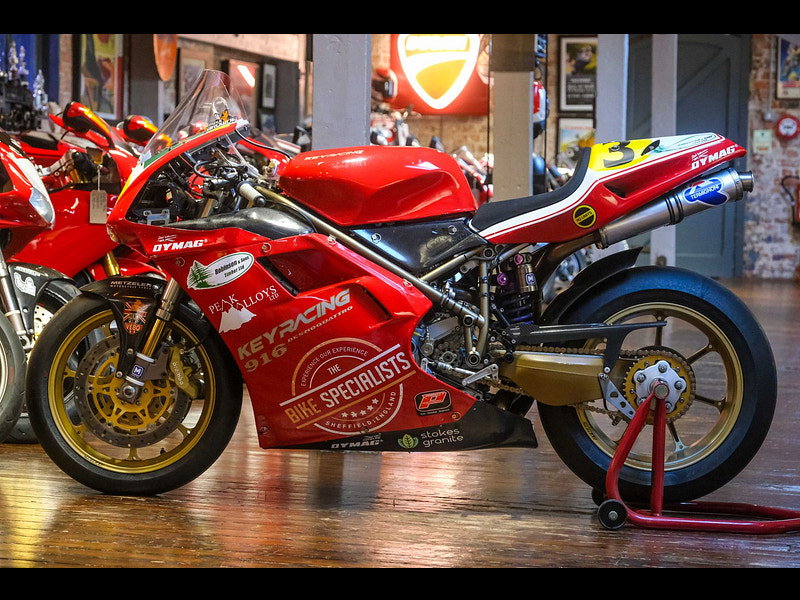 DUCATI 916  Mike Brown IOM Race Bike 0dr Manual 2026
