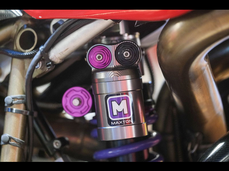 DUCATI 916  Mike Brown IOM Race Bike 0dr Manual 2026