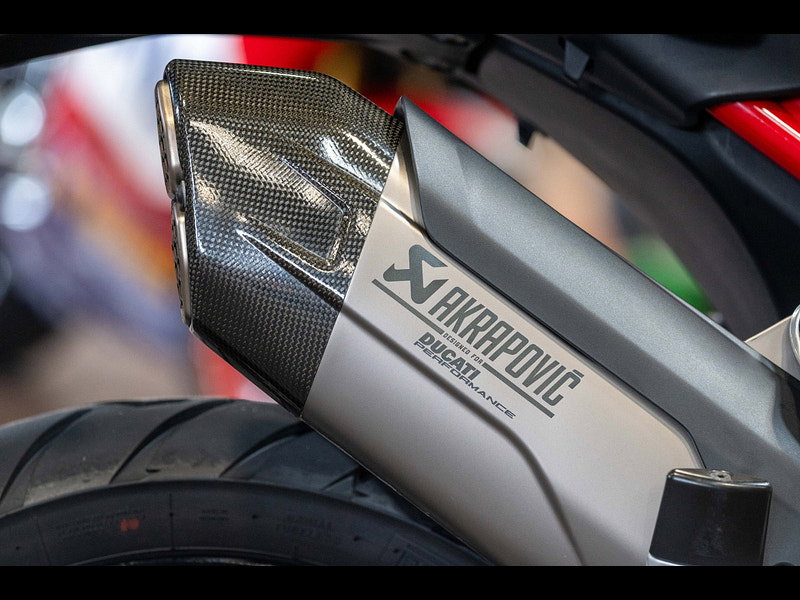 DUCATI Multistrada V4 *Full Akrapovic Exhaust - Full Luggage - Radar* 0dr Manual 2026