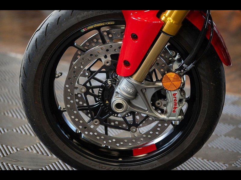 DUCATI Multistrada V4 *Pikes Peak - Full Akrapovic System - Low Mileage - Top Box*  0dr Manual 2026