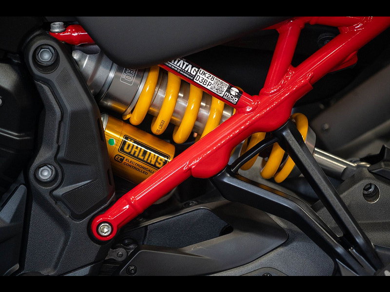 DUCATI Multistrada V4 *Pikes Peak - Full Akrapovic System - Low Mileage - Top Box*  0dr Manual 2026