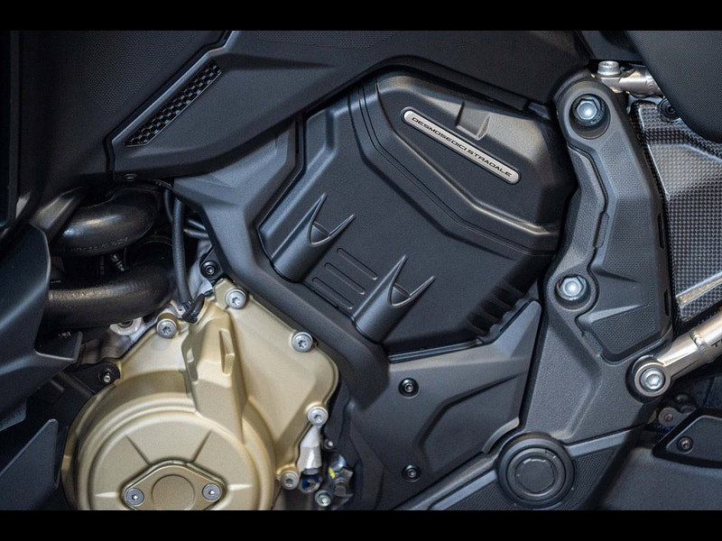 DUCATI Multistrada V4 RS *Akrapovic exhaust*  0dr Manual 2026