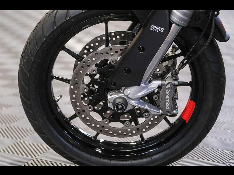 DUCATI Multistrada V2 *Multistrada V2 S - Panniers - Navigation- Warranty* 0dr Manual 2026