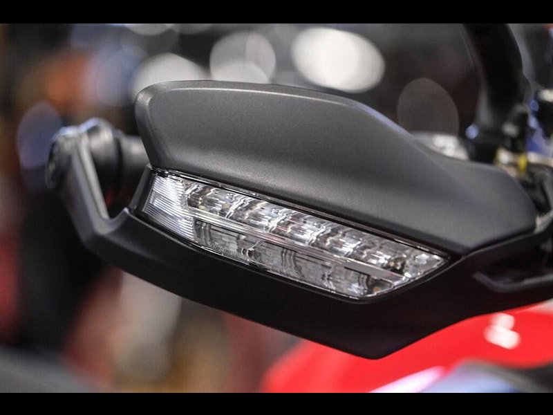DUCATI Multistrada V2 *Multistrada V2 S - Panniers - Navigation- Warranty* 0dr Manual 2026