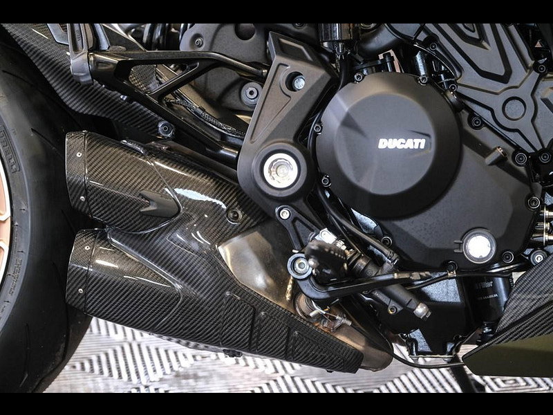 DUCATI Diavel 1260 1260 Lamborghini Edition 0dr Manual 2026