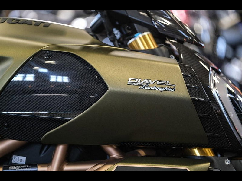 DUCATI Diavel 1260 1260 Lamborghini Edition 0dr Manual 2026