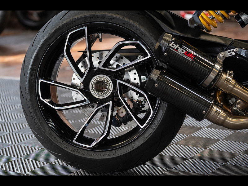 DUCATI Diavel V4 1158  0dr Manual 2026