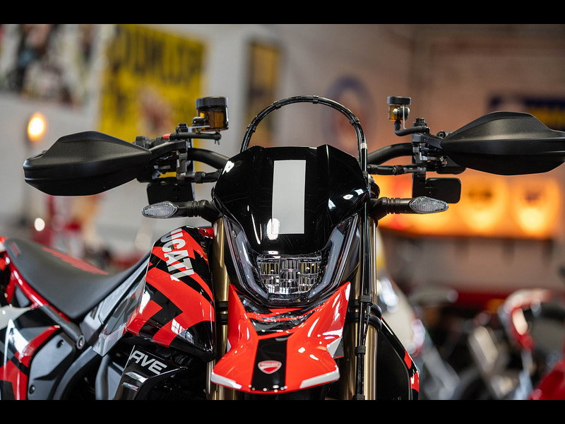 DUCATI Hypermotard 698 *Low Mileage - Stunning Example* 0dr Manual 2026