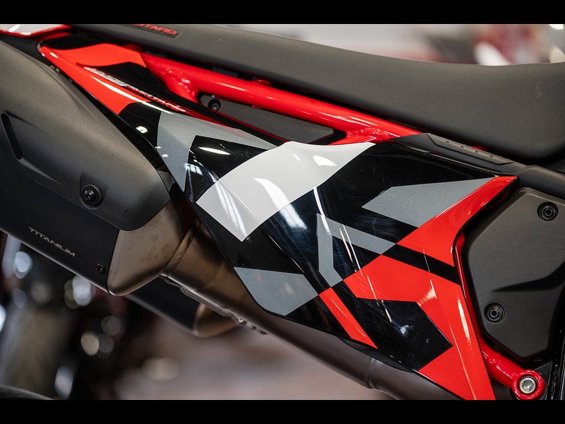 DUCATI Hypermotard 698 *Low Mileage - Stunning Example* 0dr Manual 2026
