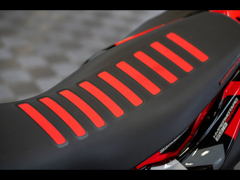 DUCATI Hypermotard 698 *Low Mileage - Stunning Example* 0dr Manual 2026