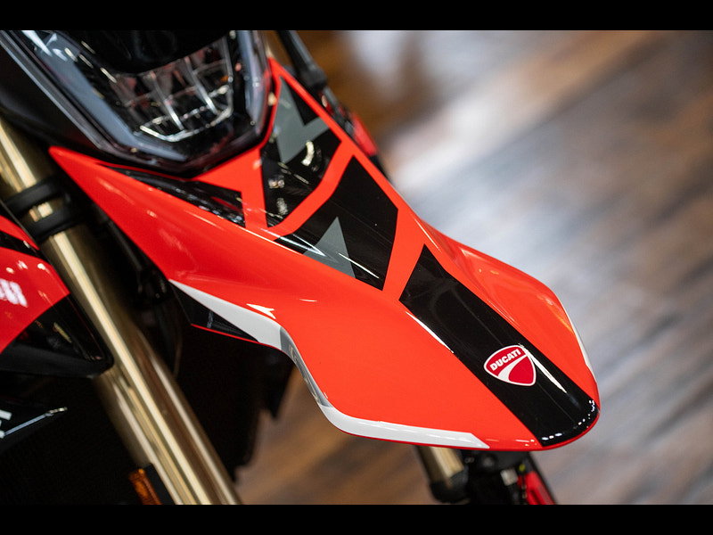 DUCATI Hypermotard 698 *Low Mileage - Stunning Example* 0dr Manual 2026