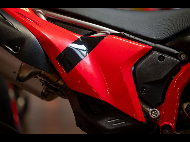 DUCATI Hypermotard 698 *One Owner - Stunning* 0dr Manual 2026