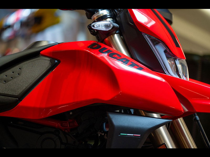 DUCATI Hypermotard 698 *One Owner - Stunning* 0dr Manual 2026