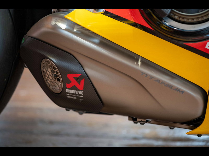 DUCATI Panigale V4 *Bezzecchi 2023 MotoGP - Limited Edition* 0dr Manual 2026