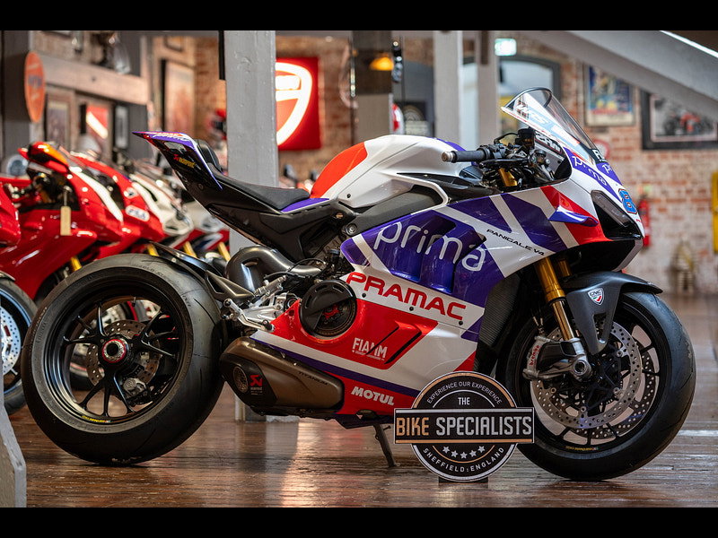 DUCATI Panigale V4 *Martin 2023 MotoGP - Limited Edition* 0dr Manual 2026