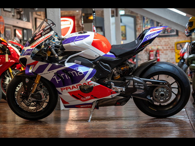DUCATI Panigale V4 *Martin 2023 MotoGP - Limited Edition* 0dr Manual 2026