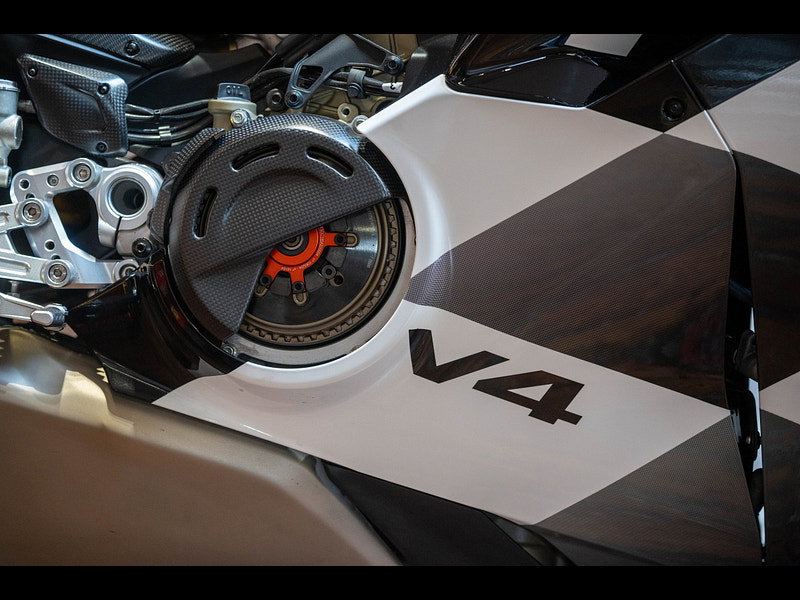 DUCATI Panigale V4 1103 Tricolore N0. 471/1000 0dr Manual 2026
