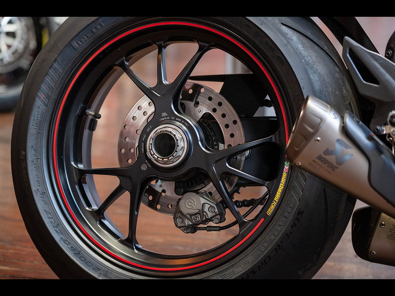 DUCATI Panigale V4 *Speciale - Amazing Example* 0dr Manual 2026