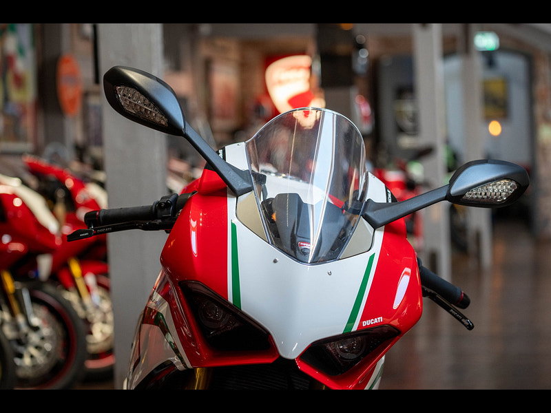 DUCATI Panigale V4 *Speciale - Amazing Example* 0dr Manual 2026