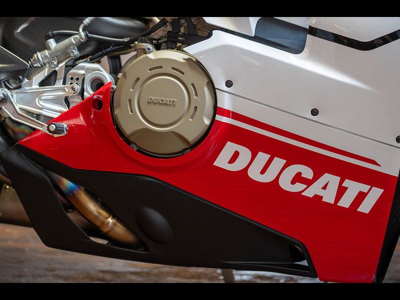 DUCATI Panigale V4 *Speciale - Amazing Example* 0dr Manual 2026