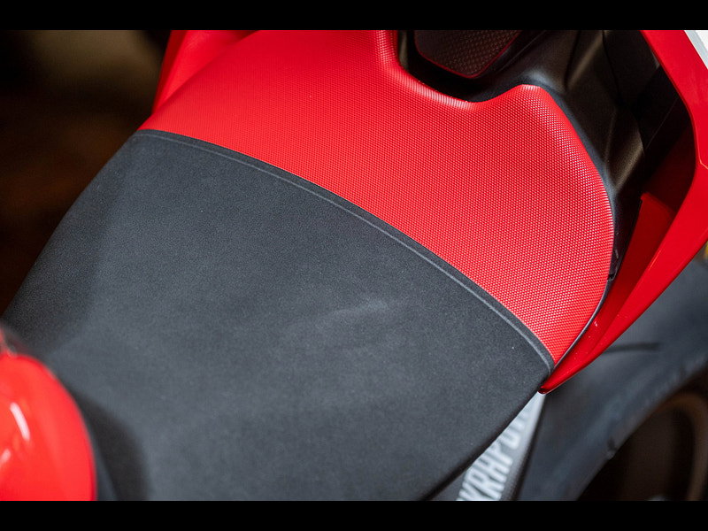 DUCATI Panigale V4 *V4S 916 Foggy 25th Anniversario - Full Akrapovic Race System* 0dr Manual 2026