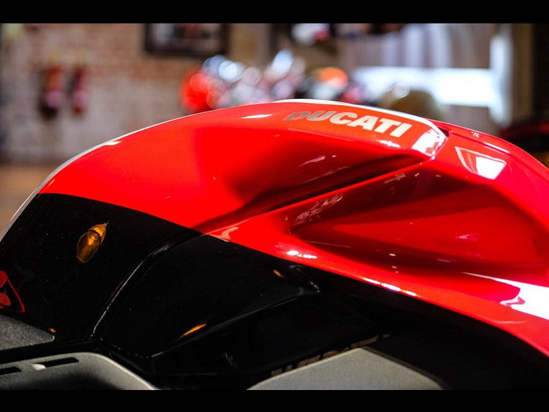 DUCATI Panigale V4R V4R "TBS Foggy Special #01" Only 91 Miles 0dr Automatic 2026