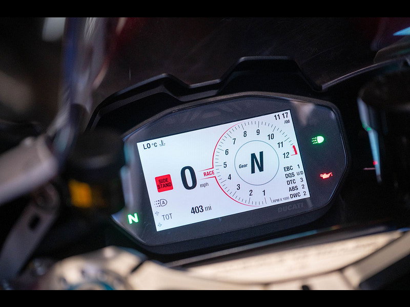 DUCATI Panigale V2 *Just 403 Miles From New* 0dr Manual 2026